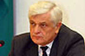 Пост председателя Совета Республики занял Борис Батура -- «импозантный мужчина»