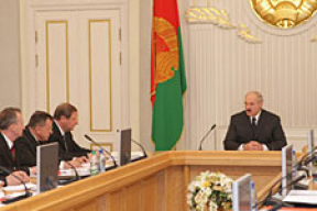 Лукашенко обвинил Кудрина в консолидации с отморозками