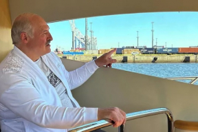 Беларусь отказалась от идеи создания порта в РФ. А Лукашенко говорил, что строительство уже идет